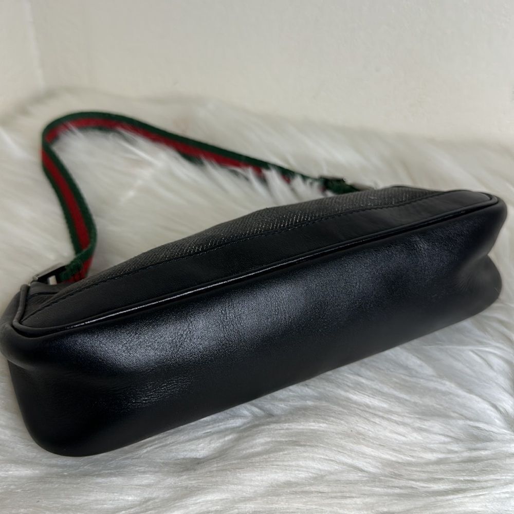 💯Authentic Gucci Shoulder bag with Cherryline 🍀 - Picture 8 of 13